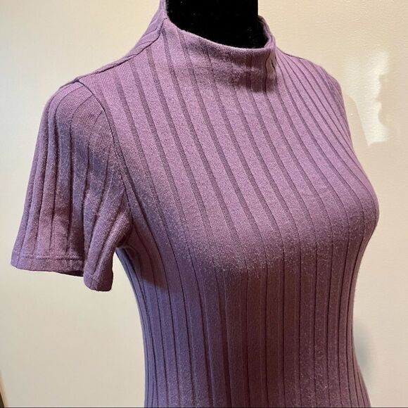 Harloweβ& Graham Purple Ribbed Top,β Size M - Picture 11 of 13